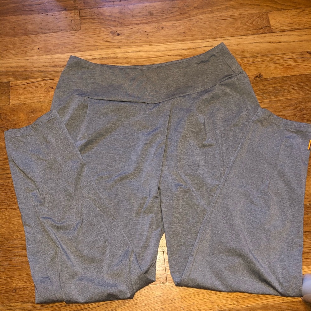 Lucy Grey Baggy Yoga Pants Size Medium